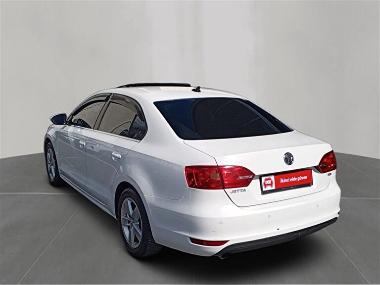 VOLKSWAGEN JETTA
