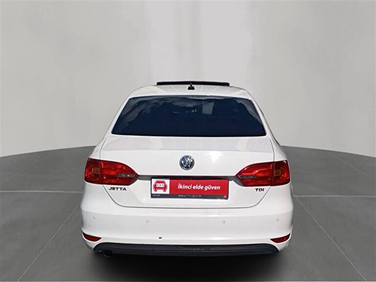 VOLKSWAGEN JETTA