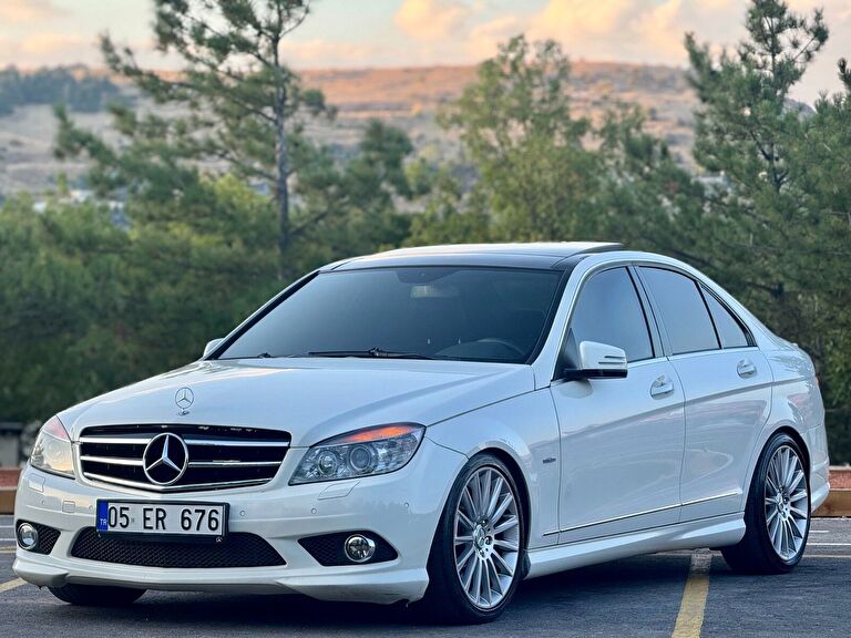 MERCEDES-BENZ C-SERISI