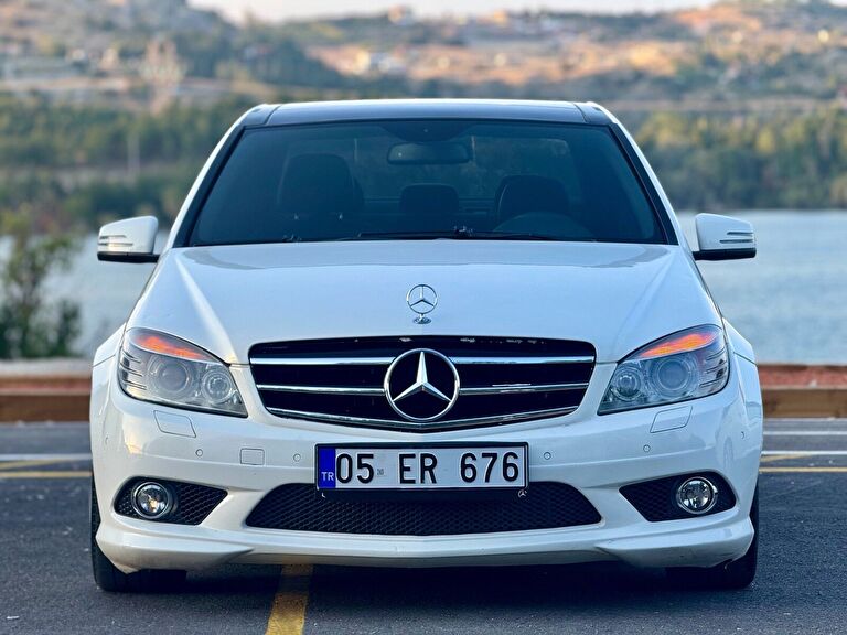 MERCEDES-BENZ C-SERISI