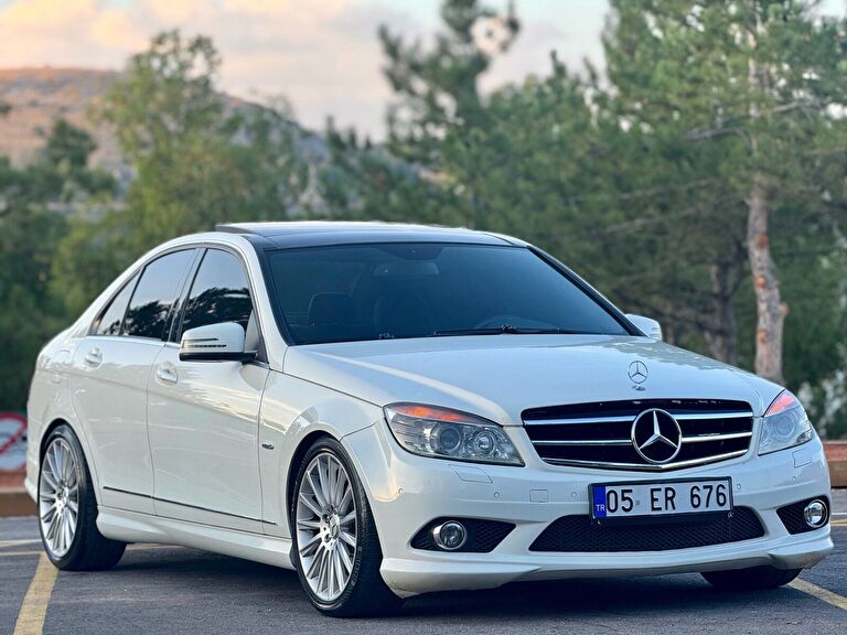 MERCEDES-BENZ C-SERISI
