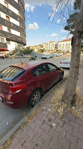 CHEVROLET CRUZE