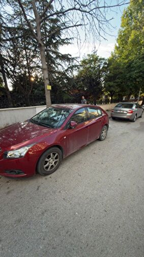 CHEVROLET CRUZE