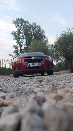 CHEVROLET CRUZE