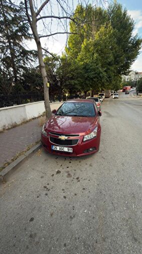 CHEVROLET CRUZE