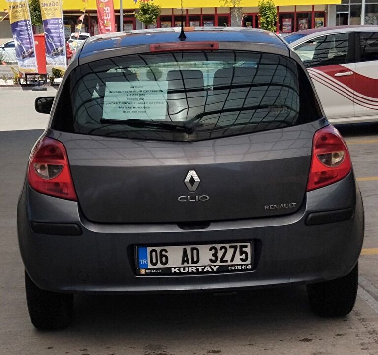 RENAULT CLIO