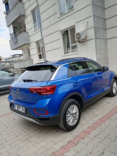 VOLKSWAGEN T-ROC