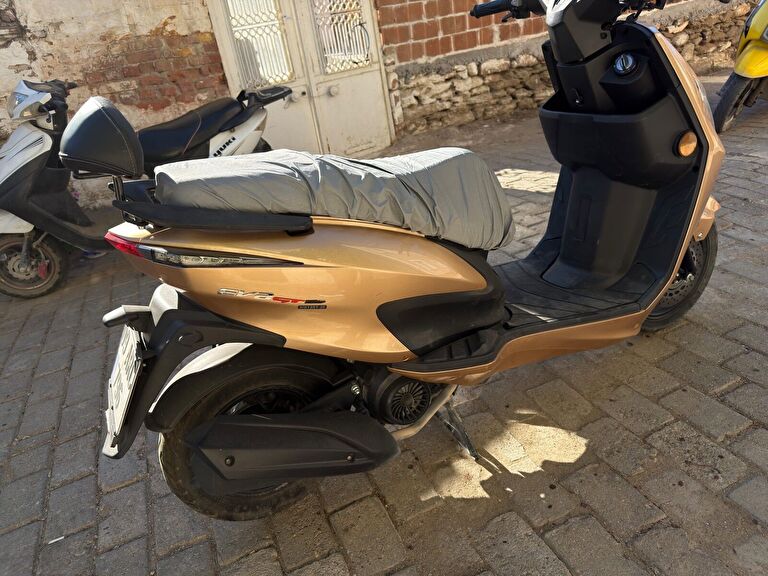 Nanok Eva 125