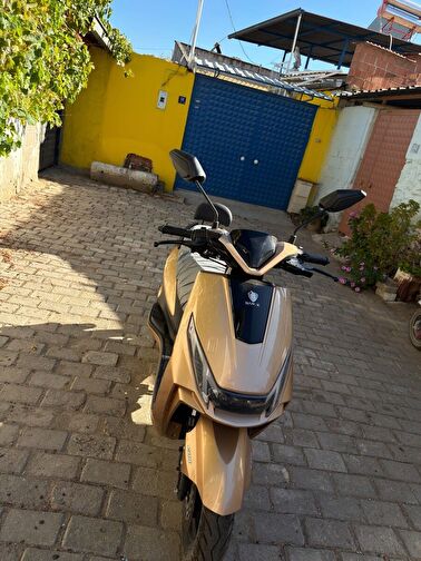 Nanok Eva 125