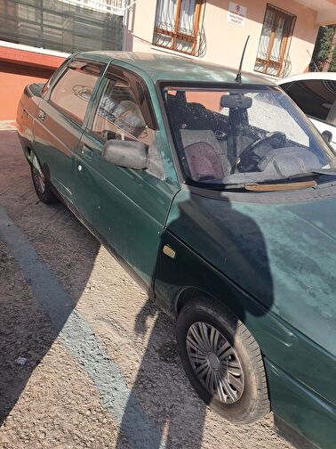 LADA 2110