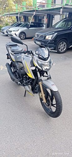 TVS Apache RTR 200