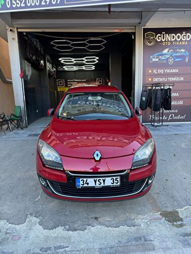 RENAULT MEGANE