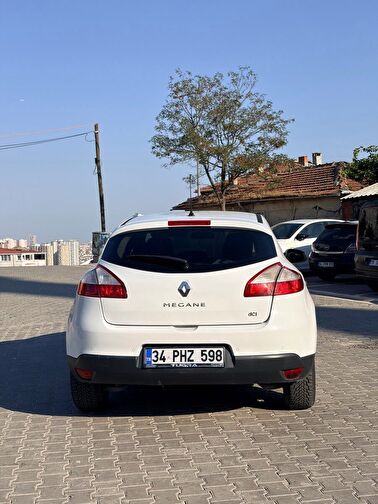 RENAULT MEGANE