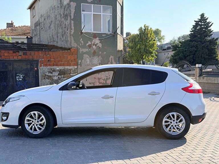RENAULT MEGANE