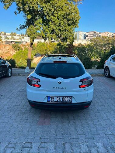 RENAULT MEGANE