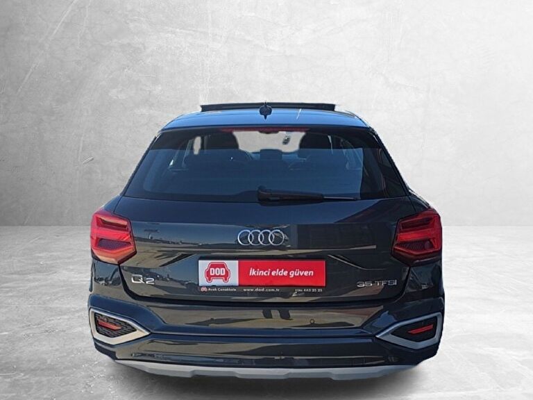 AUDI Q2