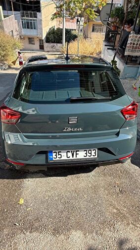 SEAT IBIZA