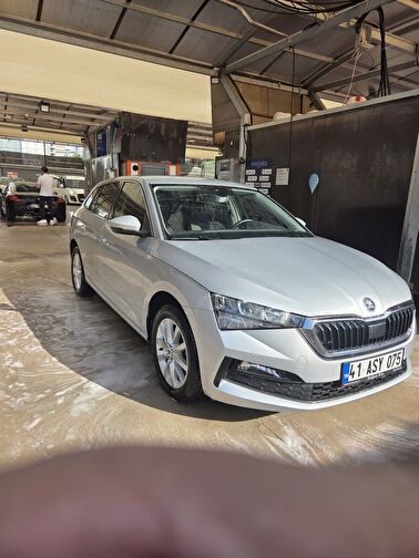 SKODA SCALA