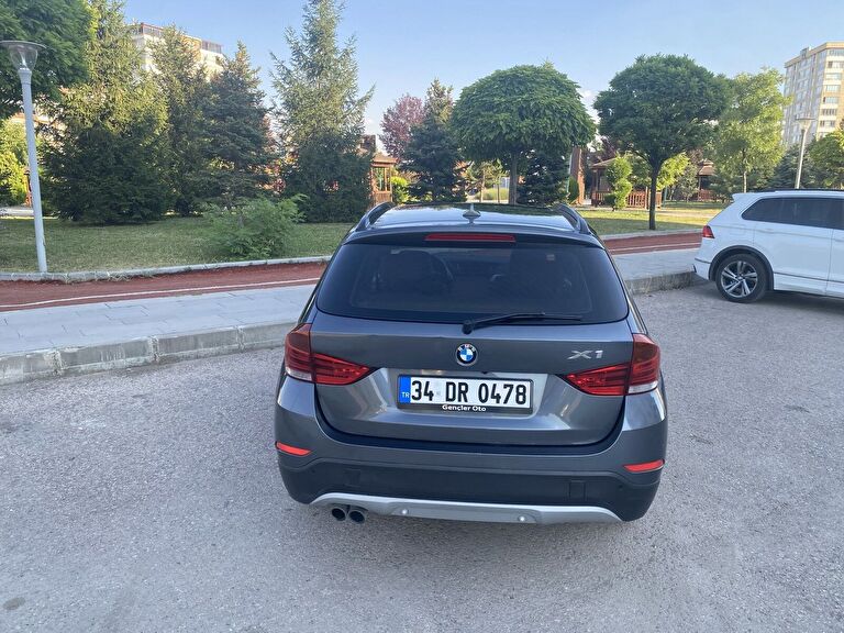 BMW X1