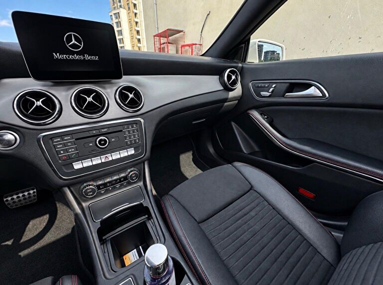 MERCEDES-BENZ CLA-SERISI