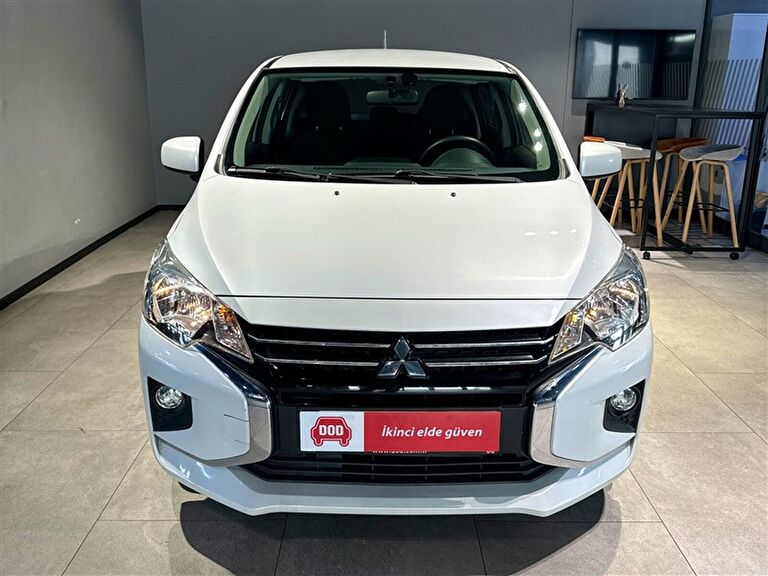 MITSUBISHI SPACE STAR