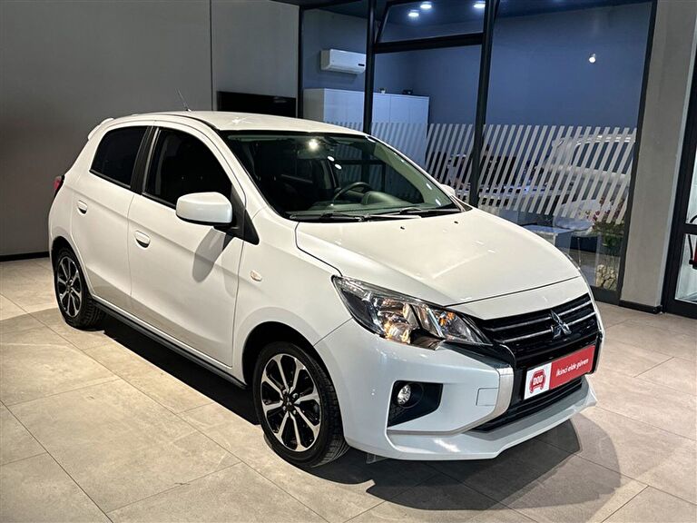 MITSUBISHI SPACE STAR