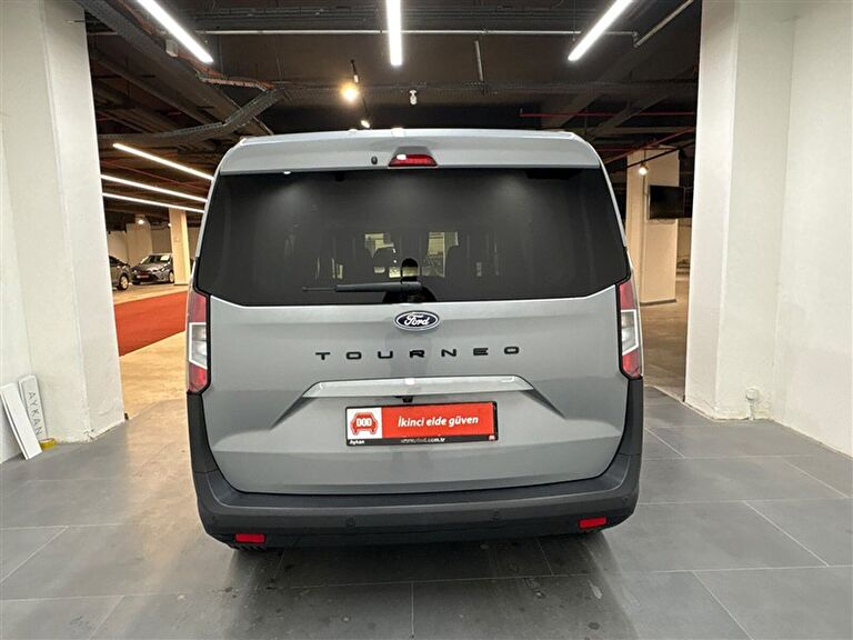 FORD TOURNEO COURIER