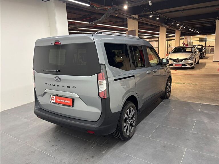FORD TOURNEO COURIER