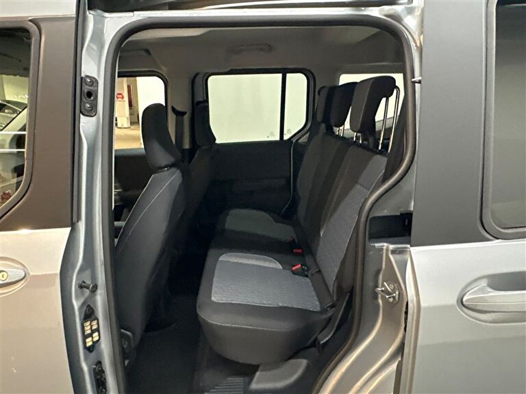 FORD TOURNEO COURIER