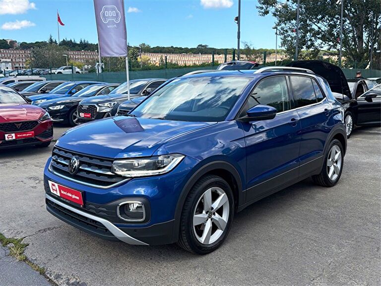 VOLKSWAGEN T-CROSS