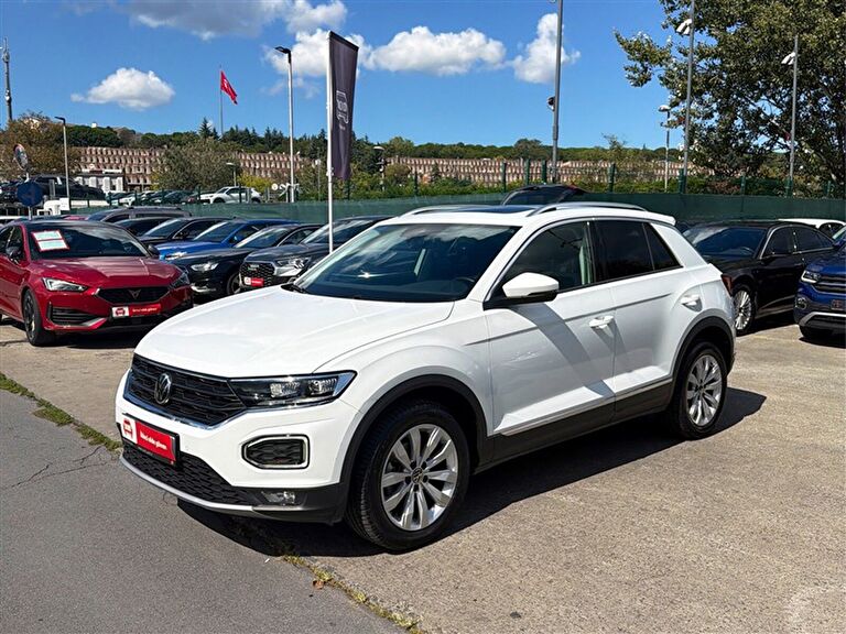 VOLKSWAGEN T-ROC