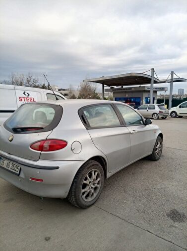 ALFA ROMEO 147