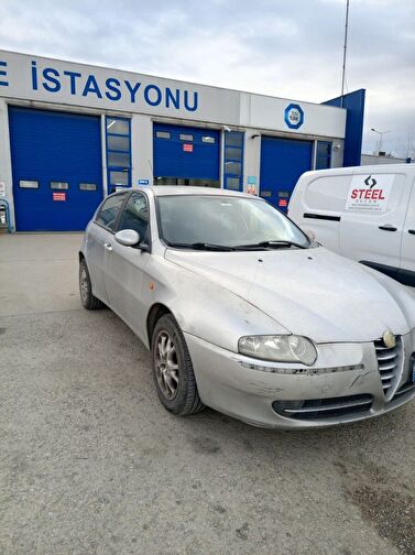 ALFA ROMEO 147
