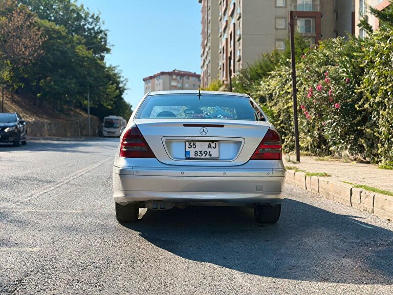MERCEDES-BENZ C-SERISI