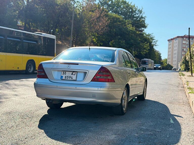 MERCEDES-BENZ C-SERISI