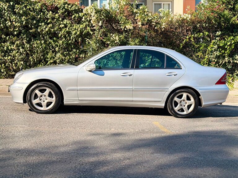 MERCEDES-BENZ C-SERISI