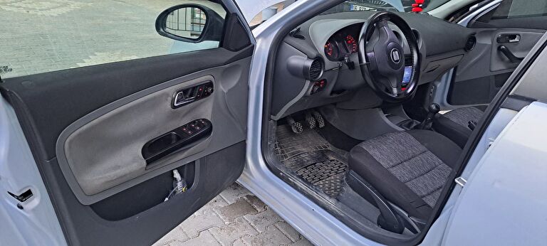 SEAT CORDOBA