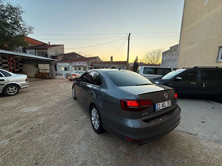 VOLKSWAGEN JETTA