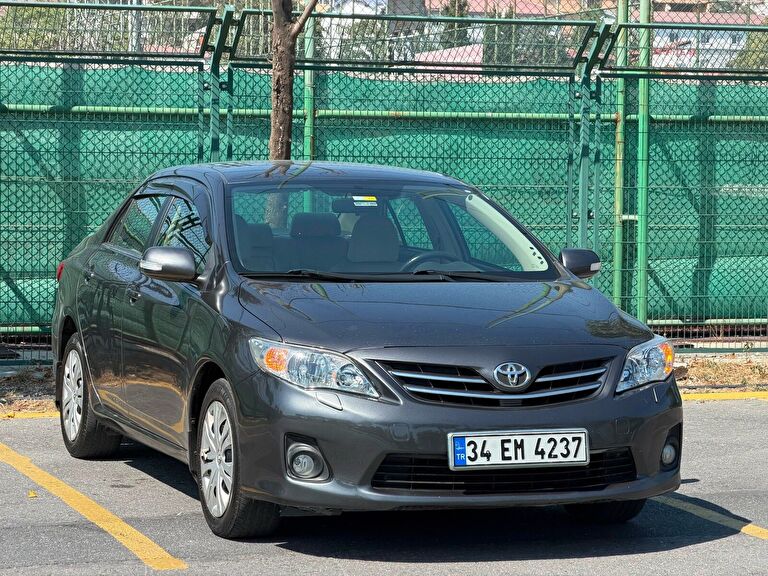 TOYOTA COROLLA