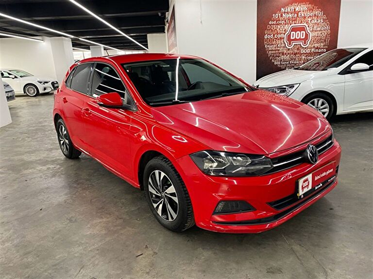 VOLKSWAGEN POLO
