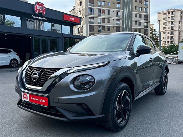 NISSAN JUKE