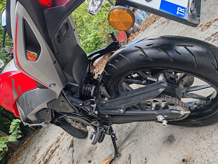 RKS SRK250 S