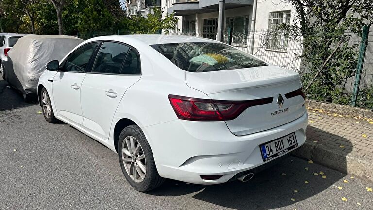 RENAULT MEGANE