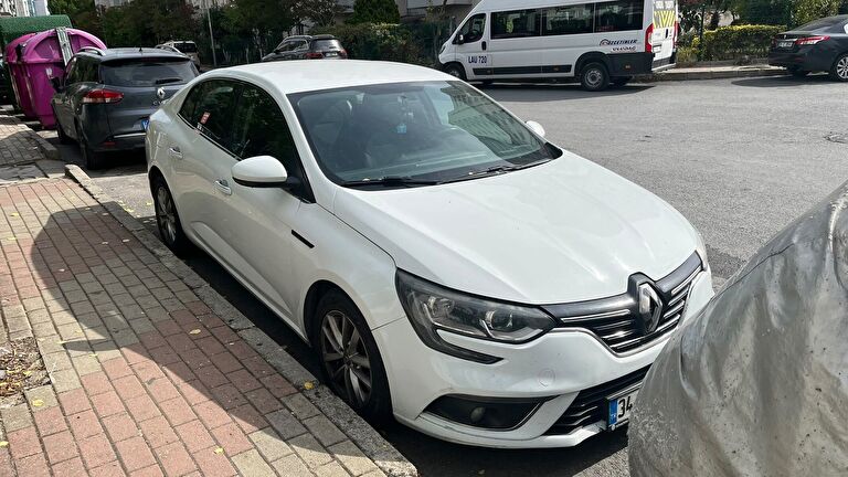 RENAULT MEGANE