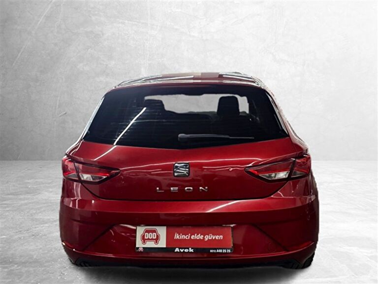 SEAT LEON