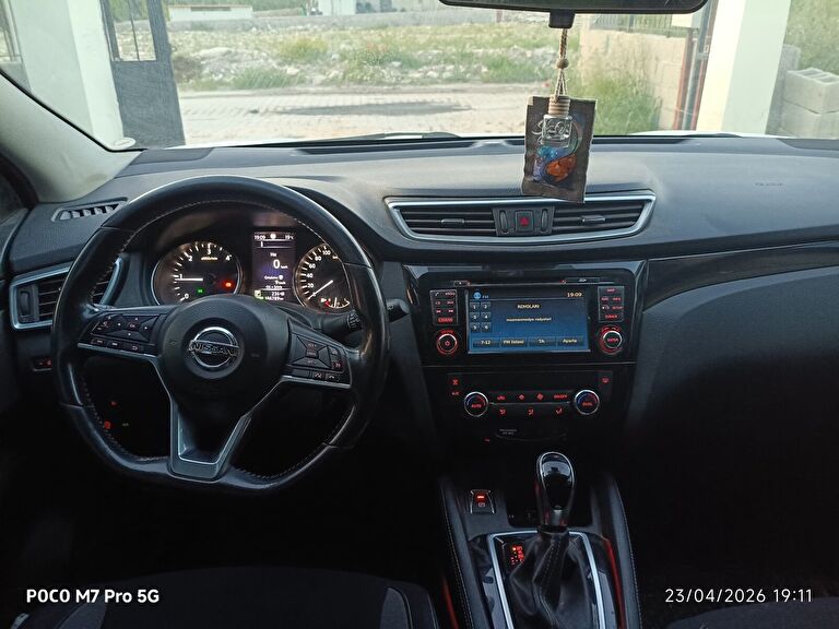NISSAN QASHQAI