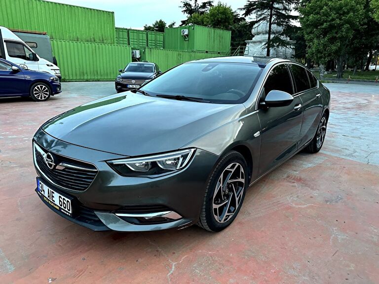OPEL INSIGNIA