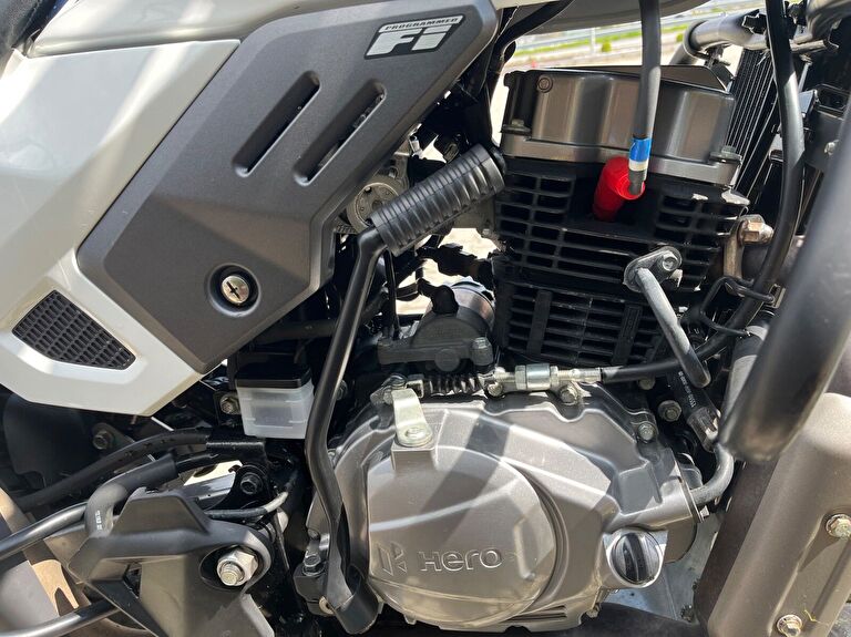 Hero XPulse 200 4V Pro