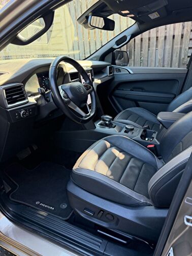 VOLKSWAGEN AMAROK