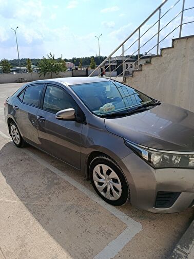 TOYOTA COROLLA